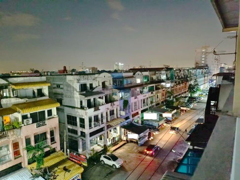 picture MRT RamIntra Km.9 500m. 48-54 4Stories 78 Sq.wa 908Sqm. Commercial building 3Units MRT Khubon 800m. - 8/8