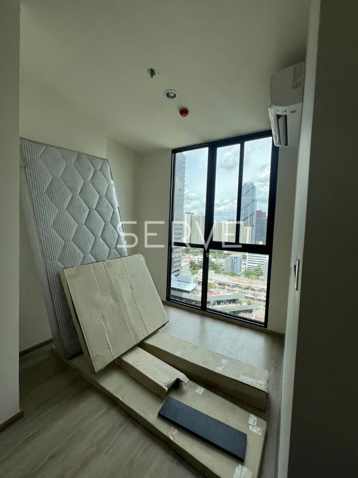 picture Sell Down payment  2 Beds 1 Bath Nice Room New Condo Fully furnished Good Location MRT Phra Ram 9  220 m @  NUE District R9 - 4/8