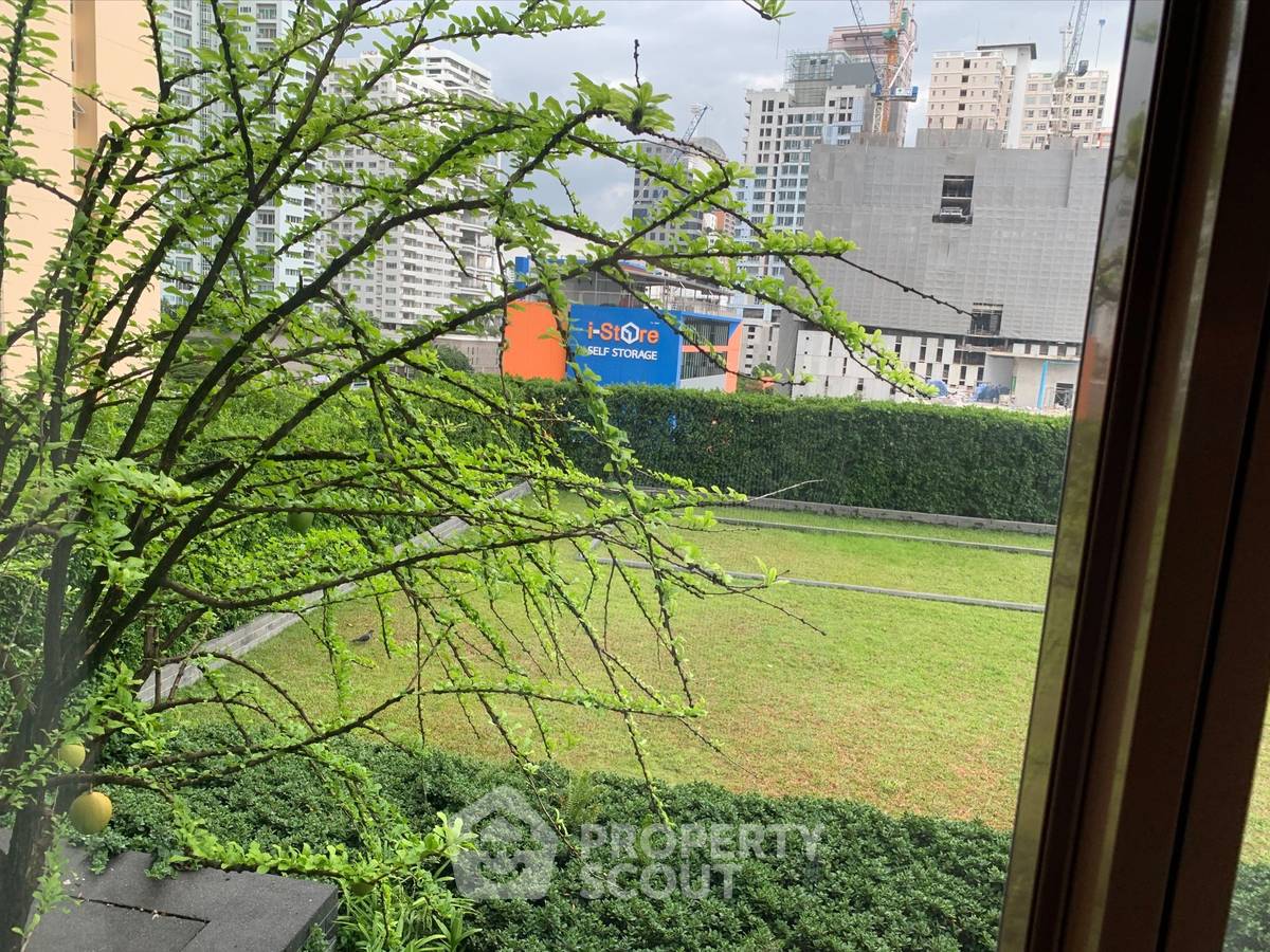 picture 2-BR Condo at The Emporio Place near BTS Phrom Phong (ID 2318059) - 17/17