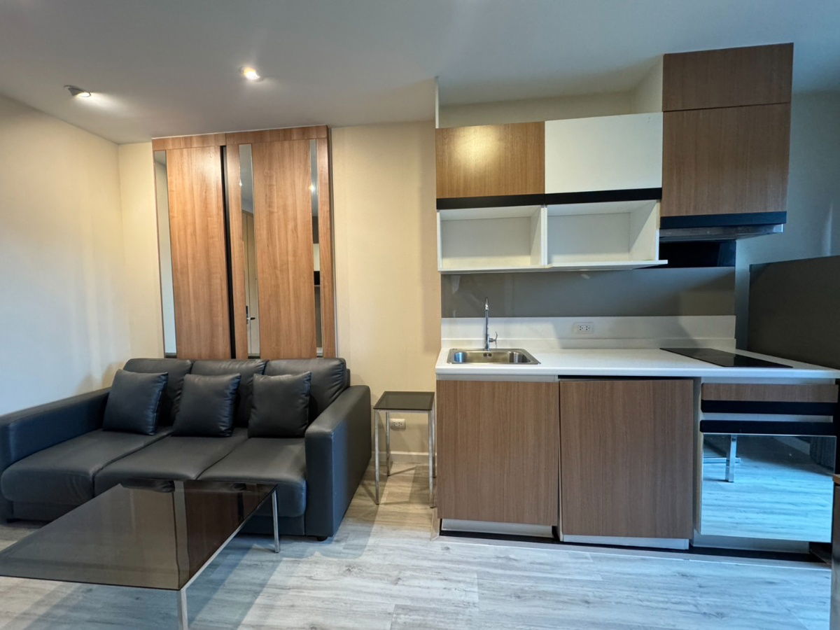 picture For rent: Plus condo 1 bedroom, garden view - beautifully decorated, ready to move in - only 8,000 - 3/16