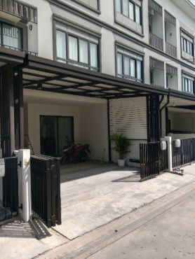 picture Lumpini Townplace Sukhumvit-Srinakarin - 6/41