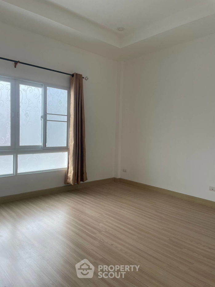 รูป บ้าน 3-ห้องนอน ที่ เดอะปาล์มซิตี้ฮิลล์ ใกล้ เมืองพัทยา (ID 2318057) - รูปที่ 2/25