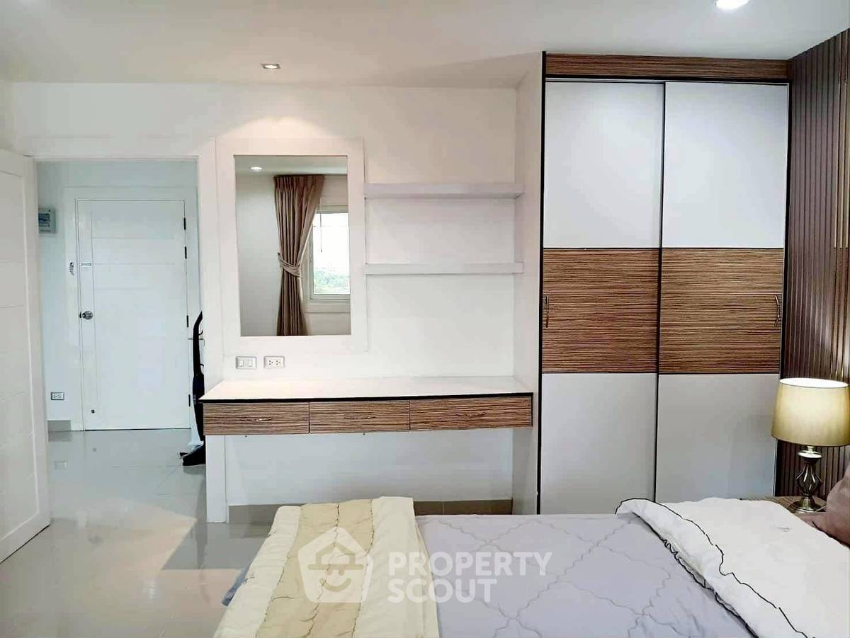 picture 1-BR Condo at Porch Land 2 Jomtien Resort Condominium close to Pattaya (ID 2315104) - 6/18