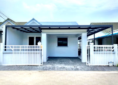 บ้านแฝด ม.เกษตรศาสตร์ ศรีราชา : บ้านแฝดรีโนเวทใหม่ทั้งหลัง เต็มพื้นที่ 36 ตารางวา เก้ากิโล ศรีราชา