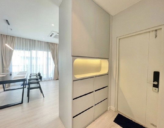 รูป  ให้เช่าบ้านเดี่ยว 2 ชั้น โครงการ เซนโทร บางนา เฟส 1 / ถนนเลียบทางด่วนวงแหวนรอบนอก  / เฟอร์นิเจอร์ครบ Fully Furnished / อยู่อาศัย Chinese Welcome - รูปที่ 4/16