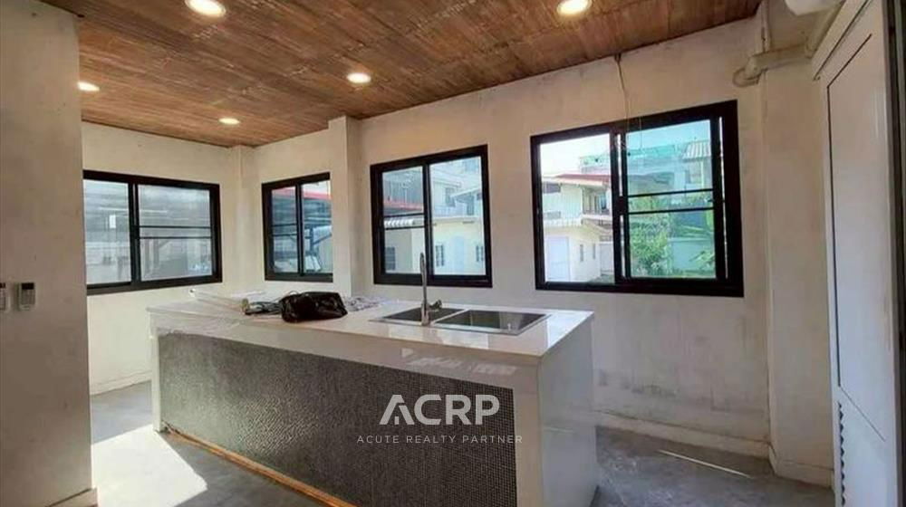 picture For Rent! Single-family house/fine dining restaurant in Dusit District - 3/5