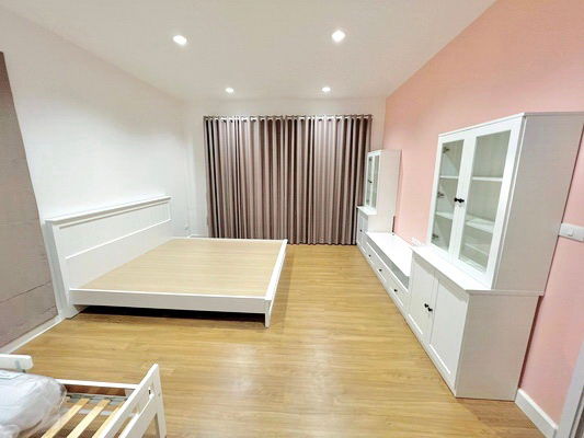 picture FOR RENT GRANDIO VIBHAVADI - RANGSIT / 4 bedrooms 3 bathrooms / 55 Sqw. 195 Sqm. **59,000** JUST 10 MIN FROM FUTURE PARK RANGSIT - 6/14