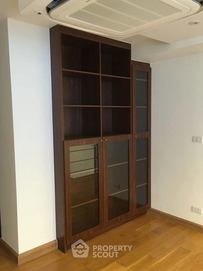 picture 3-BR Condo at Down Town 49 near BTS Phrom Phong (ID 637280) - 22/44