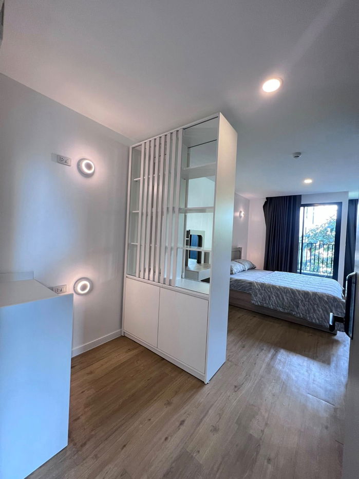 picture Attitude BU - 1 Bed/ 1 Bath, 4 Floor - 3/7