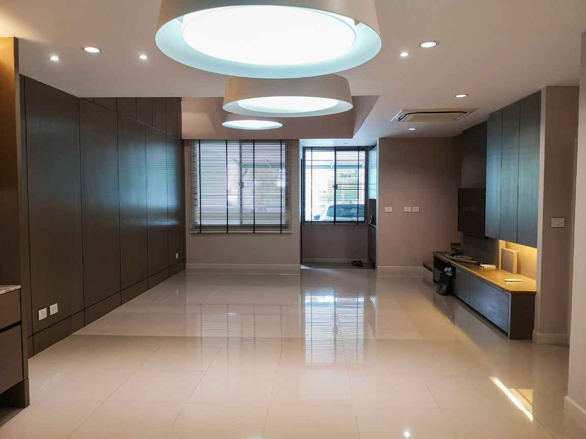 รูป Modern Luxury Town Home⭐3 Bedroom⭐Krungthep Kreetha - Phatthanakan Road  - รูปที่ 12/31