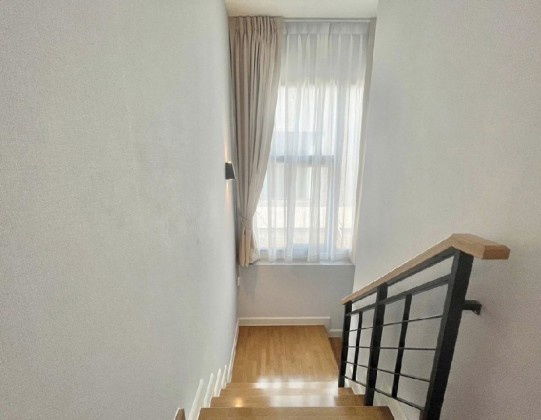 รูป  ให้เช่าบ้านเดี่ยว 2 ชั้น โครงการ เซนโทร บางนา เฟส 1 / ถนนเลียบทางด่วนวงแหวนรอบนอก  / เฟอร์นิเจอร์ครบ Fully Furnished / อยู่อาศัย Chinese Welcome - รูปที่ 5/16