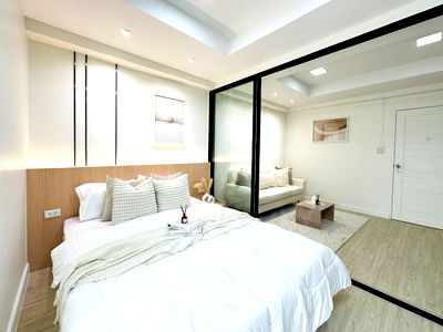 Condos for sale MRT Huai Khwang : 📌 Urgently for sell : Regent Ratchada Tower beautiful room, fully furnished, ready to move in. MD-95517