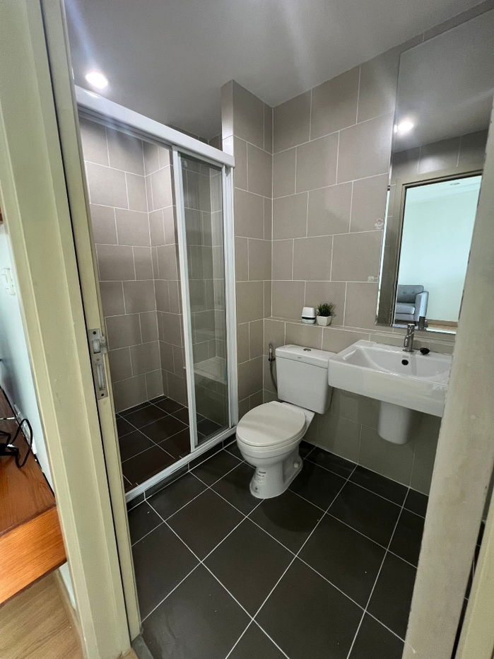 picture #S4582 For Rent The Base Rama9-Ramkhamhaeng - 8/9