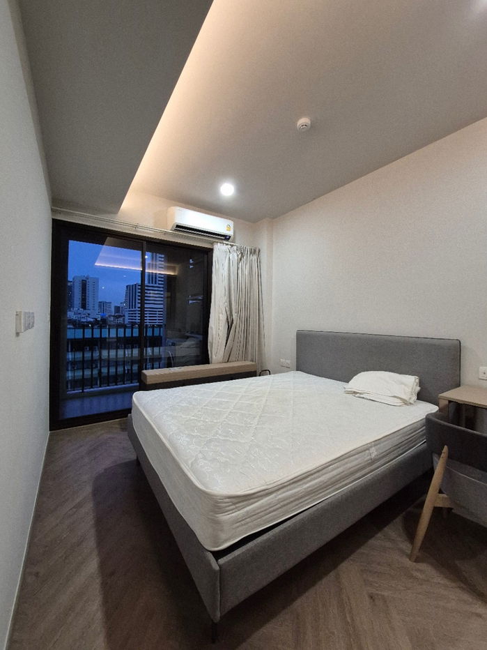 picture Two bedroom 45 SQM Chapter Chula-Sanyan rent  - 8/12