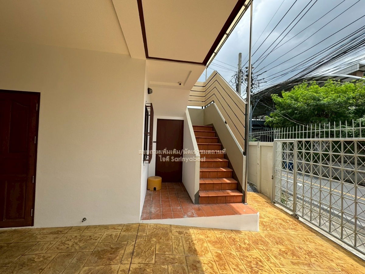 รูป บ้านเดี่ยว 2 หลัง เป็นบ้านสร้างนอกโครงการ ติดถนนประเสริฐมนูกิจ ใกล้โรงเรียนเลิศหล้า🍀 - รูปที่ 22/24