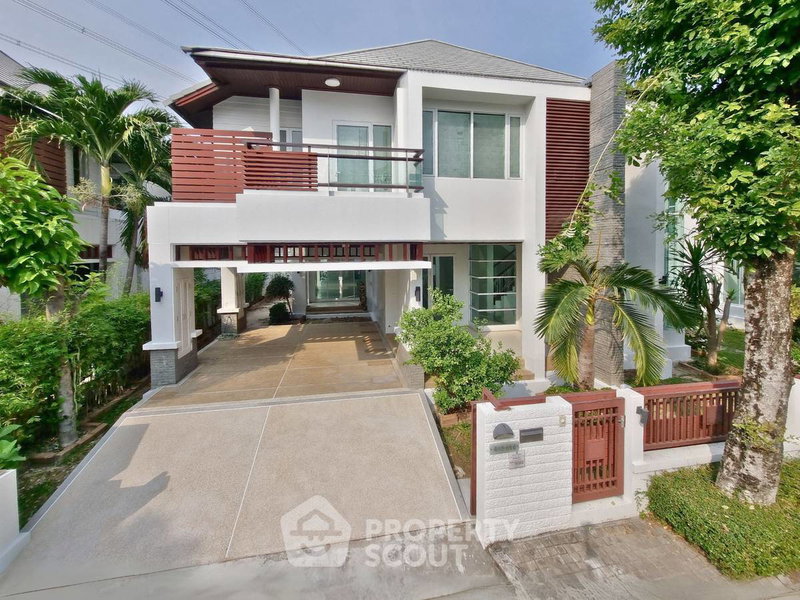 ขายบ้านเดี่ยว : บ้าน 3-ห้องนอน ที่ บลู ลากูน 1 ใน ดอกไม้ (ID 2042581)