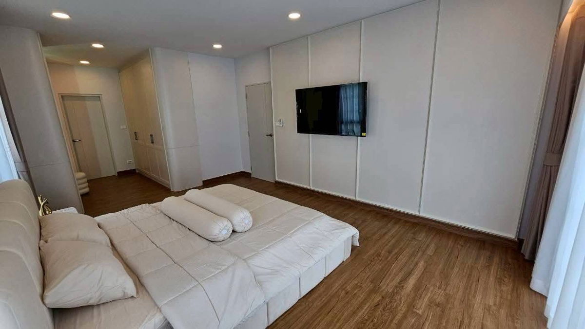รูป 🍃OwPupae230925🍃 ✨ Ready to move in   ขาย  บ้านหรู พร้อมอยู่ หมู่บ้าน Centro บางนา  เฟส 2 ✨ - รูปที่ 8/14