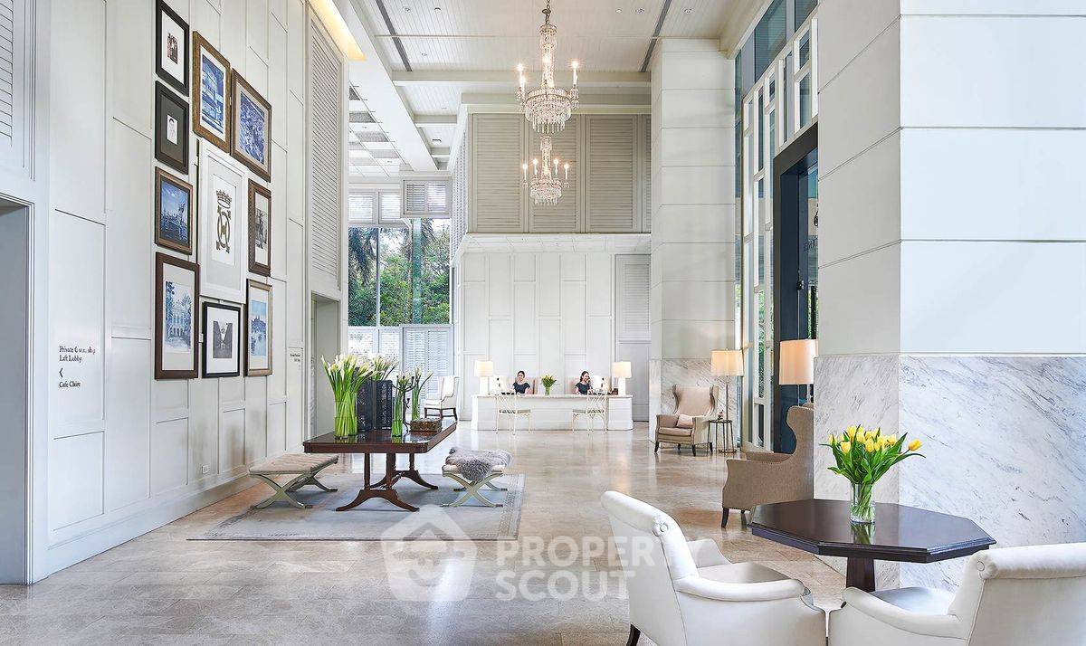 picture 3-BR Condo at Oriental Residence near BTS Phloen Chit (ID 2319310) - 18/24