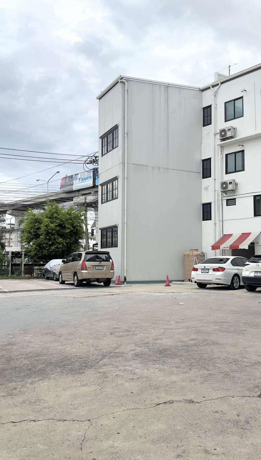 รูป #ให้เช่าอาคารพาณิชย์ เฉพาะชั้น1 และชั้น 2ติดถนนใหญ่  ห่างเซเว่นไม่กี่ก้าว ทำเลทอง เหมาะกับทุกธุรกิจหน้าร้าน ✨ - รูปที่ 5/11