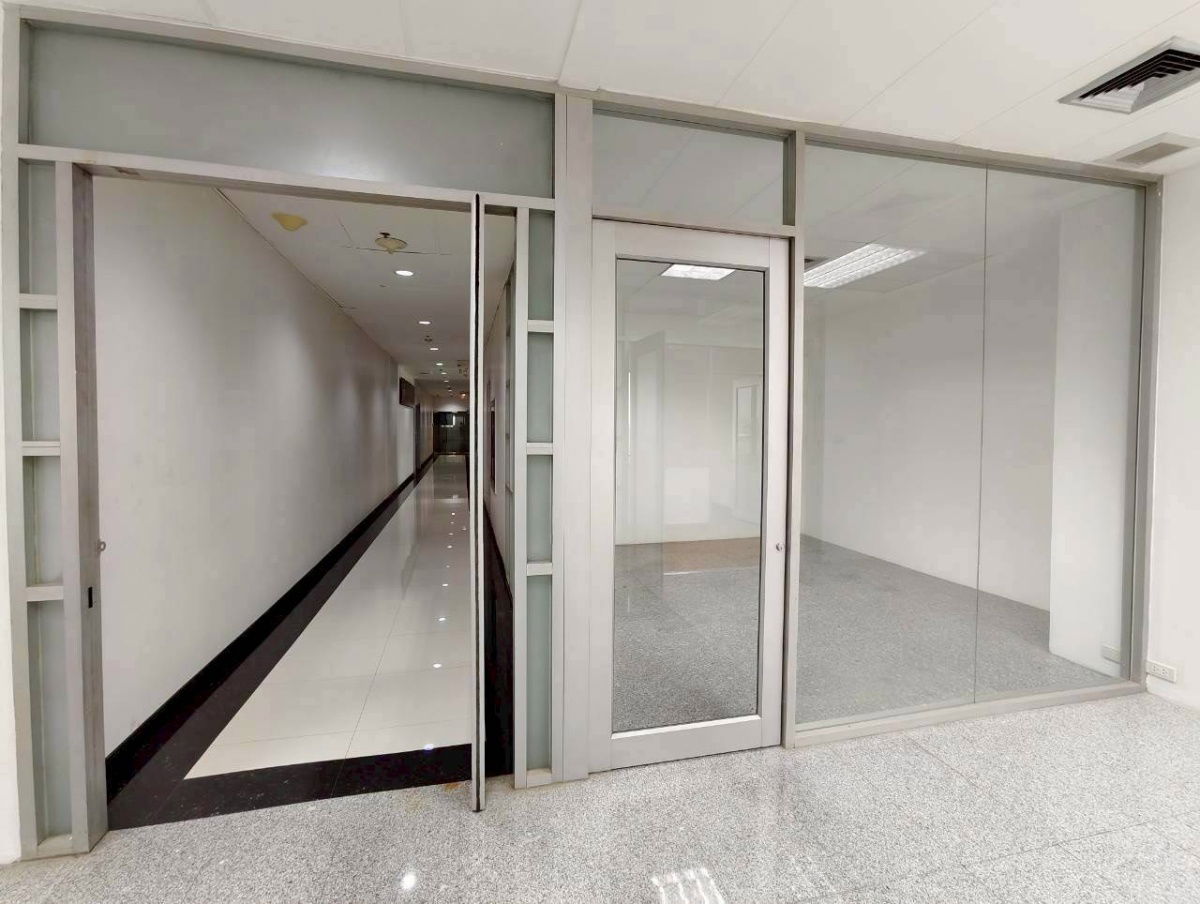 รูป ให้เช่าสำนักงานพร้อมใช้! Bangna Complex Office Tower พื้นที่ 303 ตร.ม. ชั้น 6 112,200 บาท/เดือน - รูปที่ 4/12