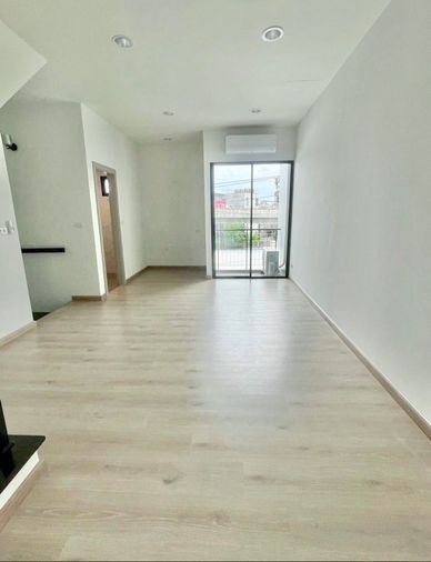 3-bed home office for rent, 230 sqm, 22.1 sq wah, Bueng Kum