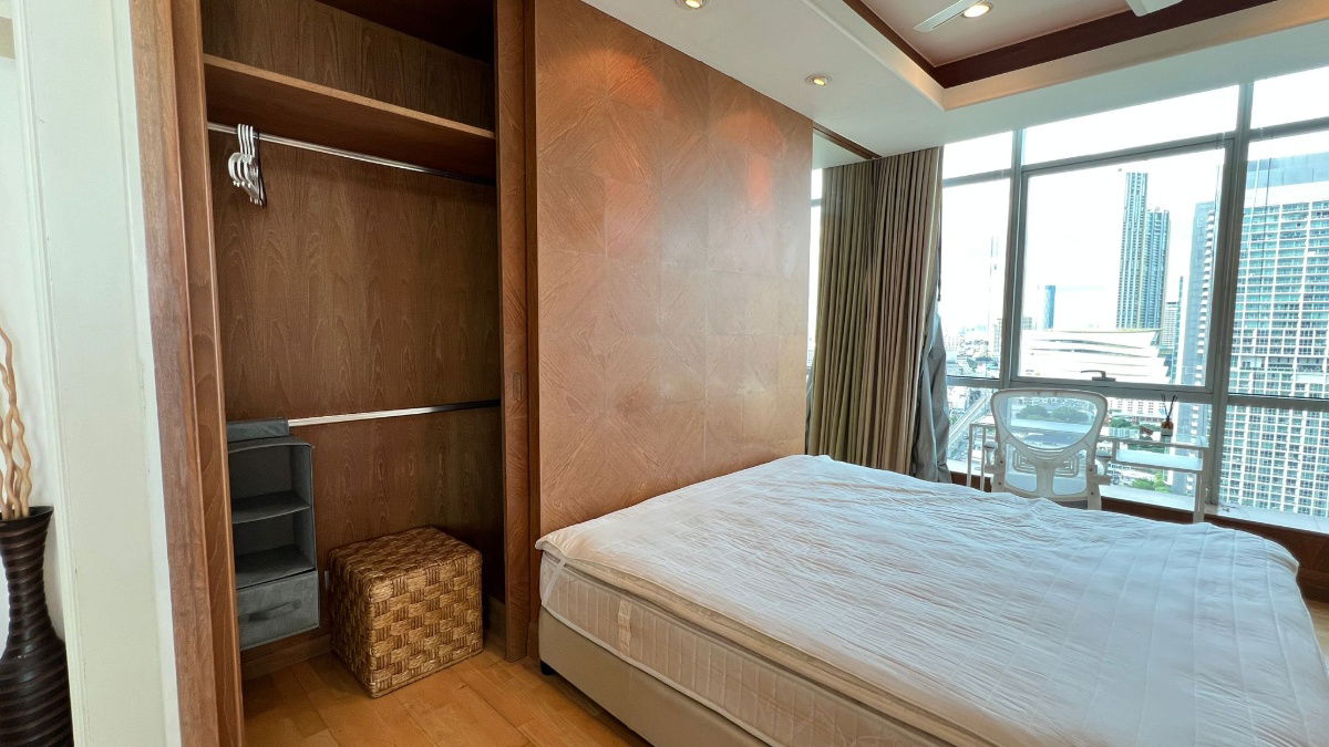 picture Baan Sathorn Chaopraya - 1bed 60sqm. River view 6.4MB Available now - 9/13