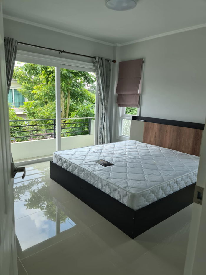 รูป ขายบ้านแฝด 2 ชั้น ปาล์มสปริง 11 (ศุภทัศน์) ใกล้สนามบินหาดใหญ่ เดินทางเข้าเมืองสะดวก - รูปที่ 3/8