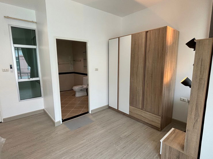 picture Townhouse for rent ready to move in  - 24/27