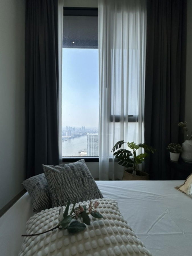 picture Code: KJ8857  for rent Chapter Charoennakhon - Riverside // Line ID: @kjcondo (with @) // - 4/18