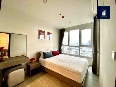 เช่าคอนโด MRT ห้วยขวาง : XT Huaikhwang 75m. MRT  1Bedroom + walk in closet 👚👗👙 Take city view no damage from earthquake