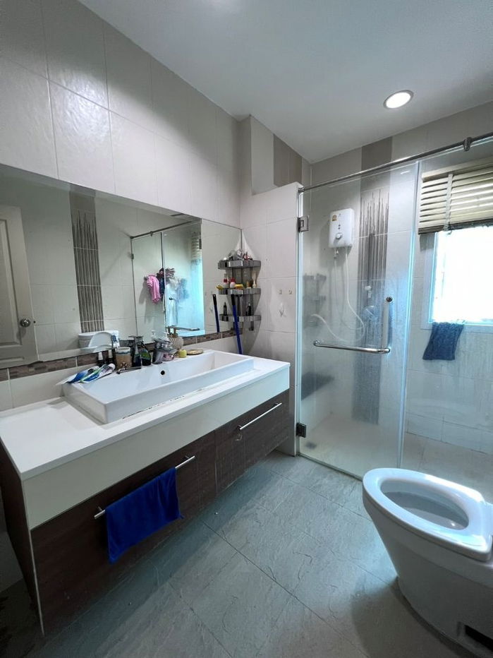 รูป ขายบ้านเดี่ยว 3 ชั้น หมู่บ้านบางกอก บูเลอวาร์ด รามอินทรา กม.2 ทำเลดี เดินทางสะดวก - รูปที่ 8/8