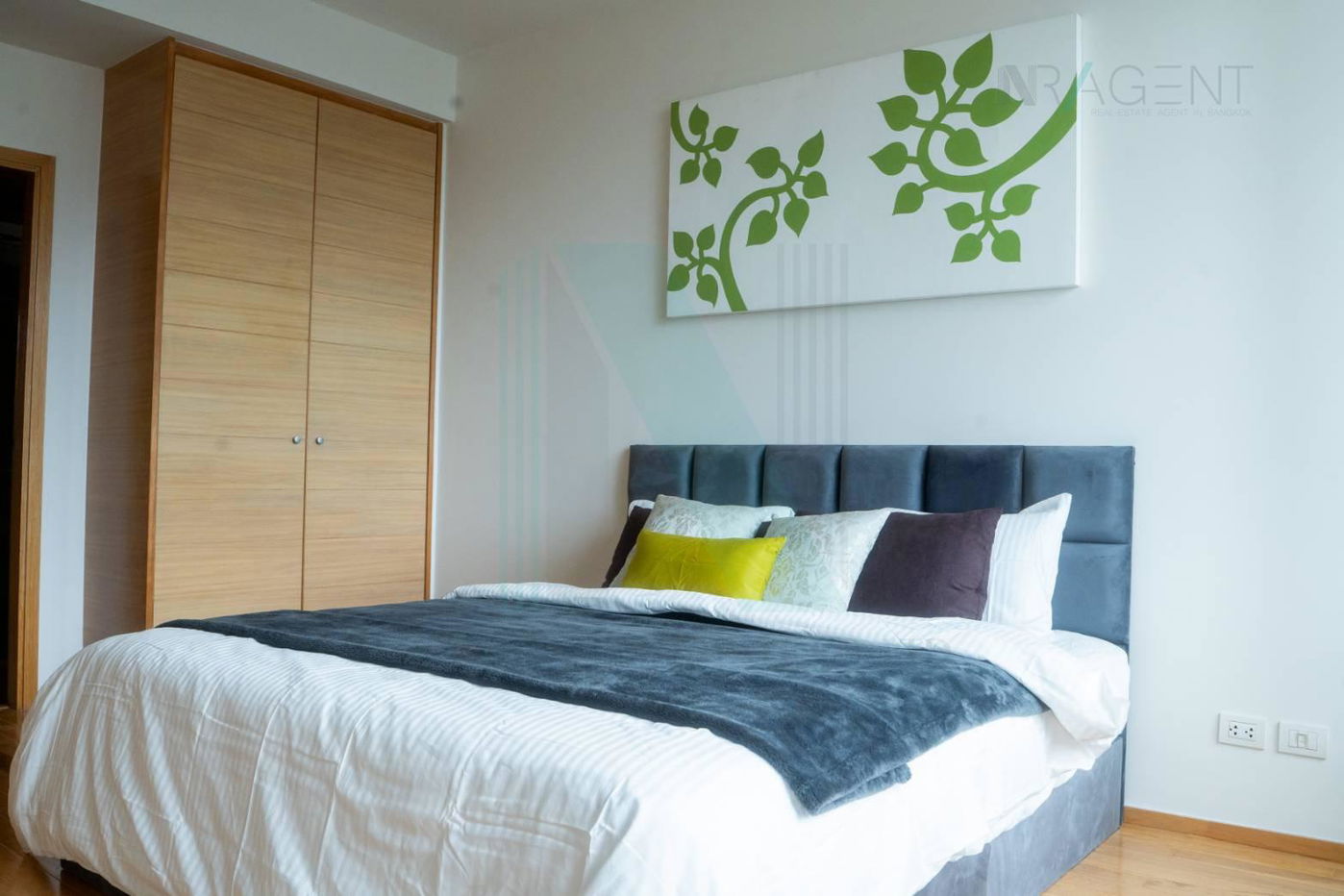 picture 🔺 For Rent Condo THE EMPIRE PLACE Building 1, Floor 1,2 bed room, Room size 99 sqm - 5/8