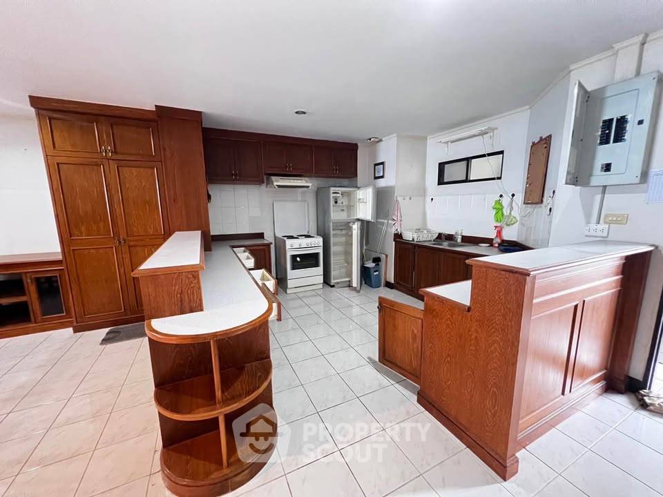 picture 2-BR Condo at Cha-Am Grand Condotel close to Cha-Am Beach (ID 2319908) - 9/10