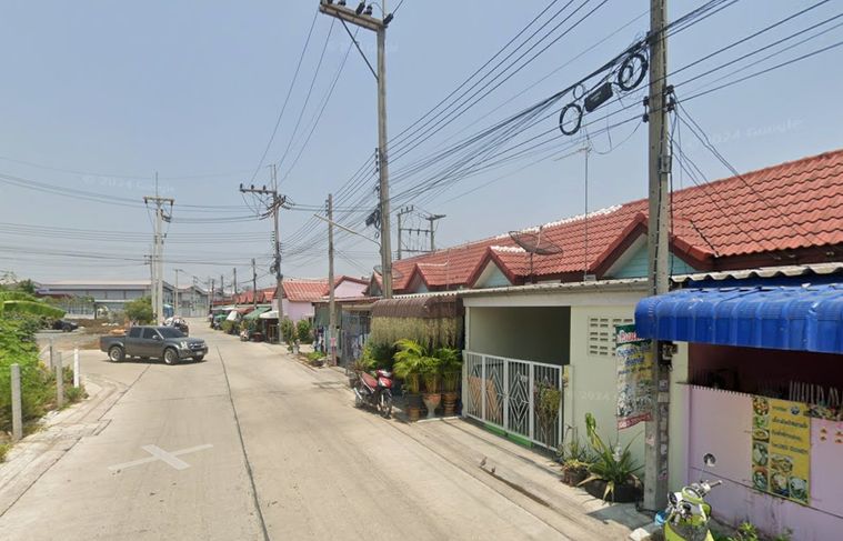 Baan Lomsuk