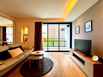 Condos for rent : Mode Sukhumvit 61 | Stylish 1 Bed Condo For Rent in Ekkamai - BR60585CD