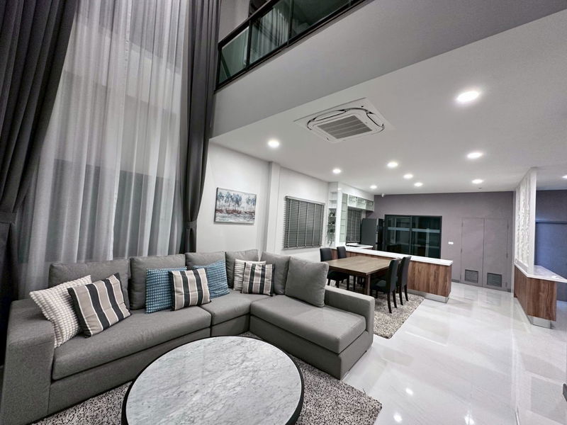 บ้านเดี่ยวให้เช่า : ให้เช่าบ้านเดี่ยว โครงการ💎 เดอะ ซิตี้ บางนา💎 ใกล้ทางด่วน และ เมกะบางนา,พร้อมย้ายเข้ามากๆ ✅ทักไลน์ได้เลยตอบไวมากค่ะ