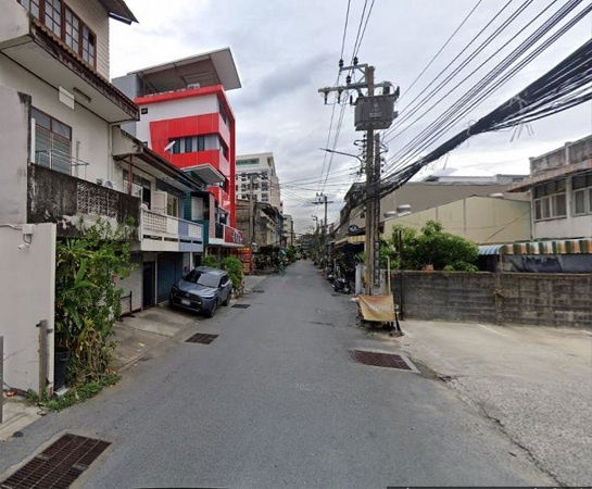 picture Urgent!! Commercial building for sale in Pracharat Bamphen Soi 5 - 2/4