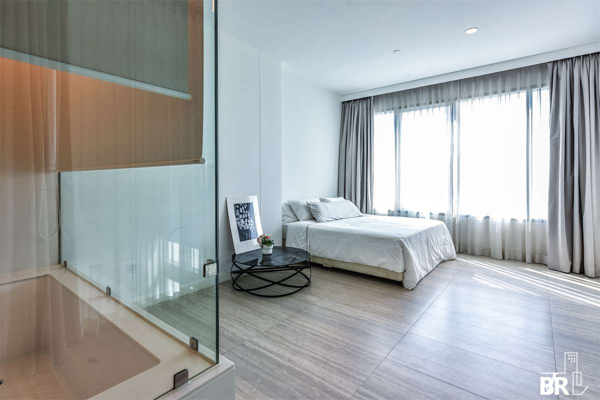 picture 185 Rajadamri The Privilege of Luxury in an Economic Hub Location near BTS Ratchadamri - 4/10