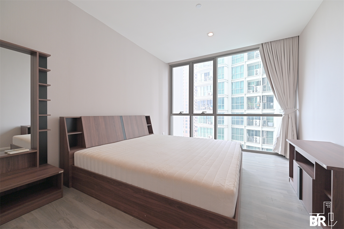picture The Room Sukhumvit 69 near BTS Phra Khanong Room available, great price - 6/10