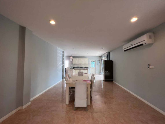 รูป บ้านเช่าพร้อมสระว่ายน้ำ เลคไซต์ วิลล่า  - รูปที่ 11/21