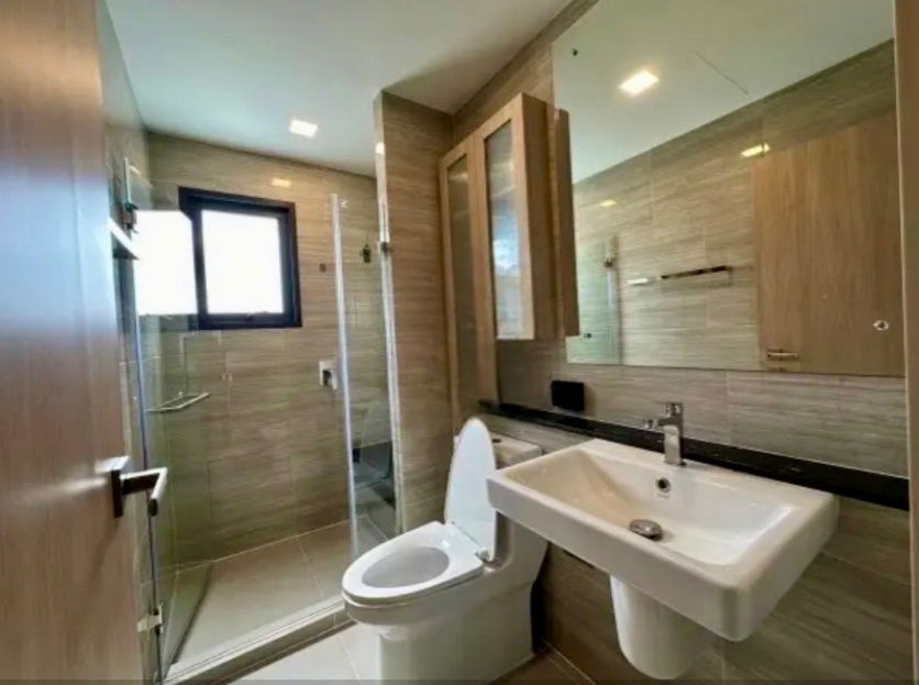 picture For Sale: Luxury English-Style Detached House – Grand Britania Bangna KM.12 A premium residence in an exclusive community of only 67 families - 10/15