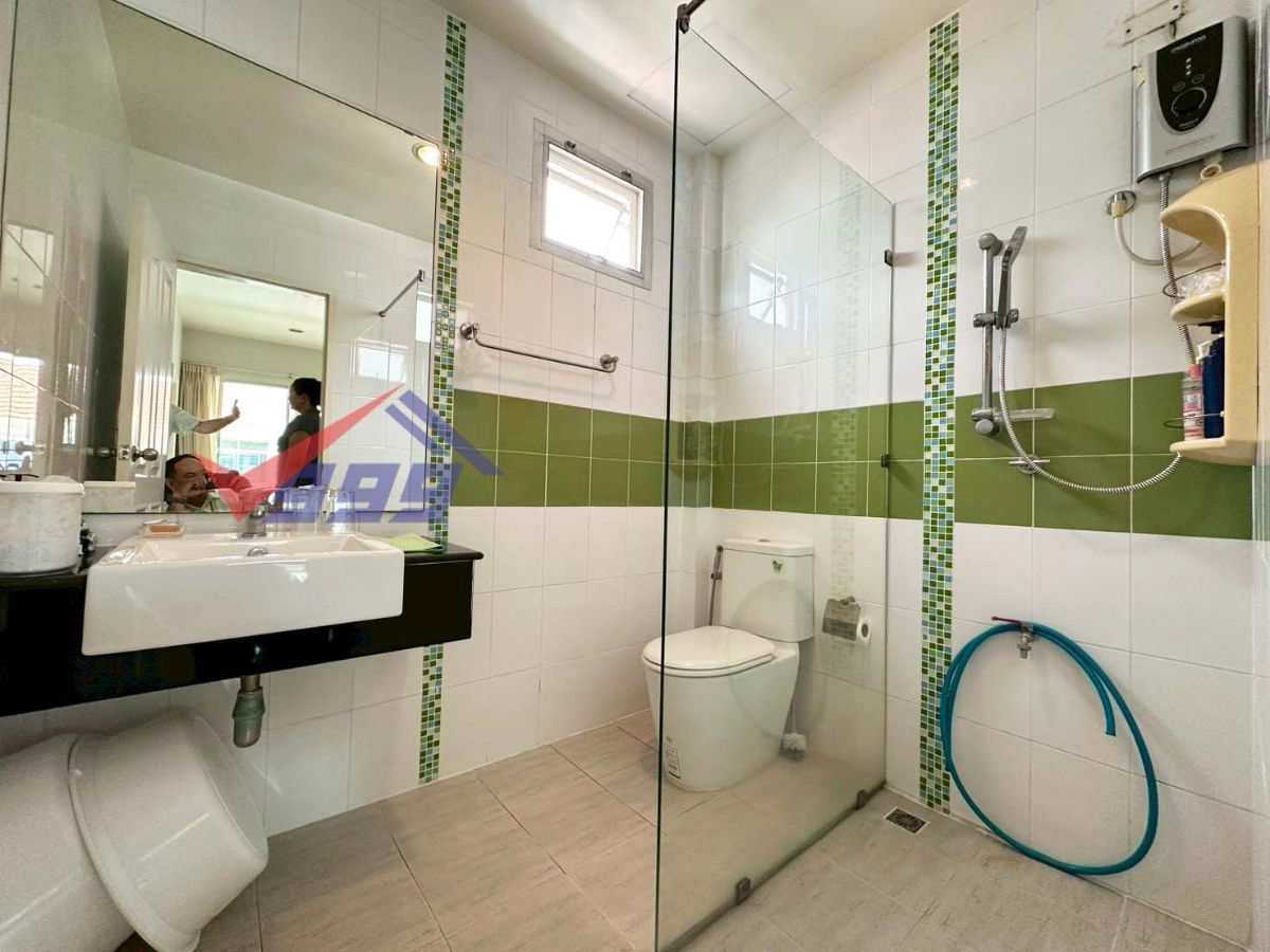 picture For Rent: 3-Storey Townhouse at Private Ville Rama 9 – Huamark - 12/14