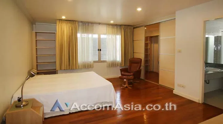 picture 🔼🔽 AccomA 📩  4 BR House @House suite for family (1712888) - 10/12