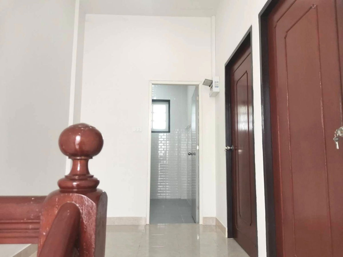 รูป 🏠 ให้เช่าทาวน์โฮมรีโนเวทใหม่ หมู่บ้านสุขเกษมวิลล่า3 เจริญราษฎร์ 7 ใกล้ Terminal พระราม 3 เดินทางสะดวก ไม่เคยอยู่ 064-974-2441 - รูปที่ 17/24