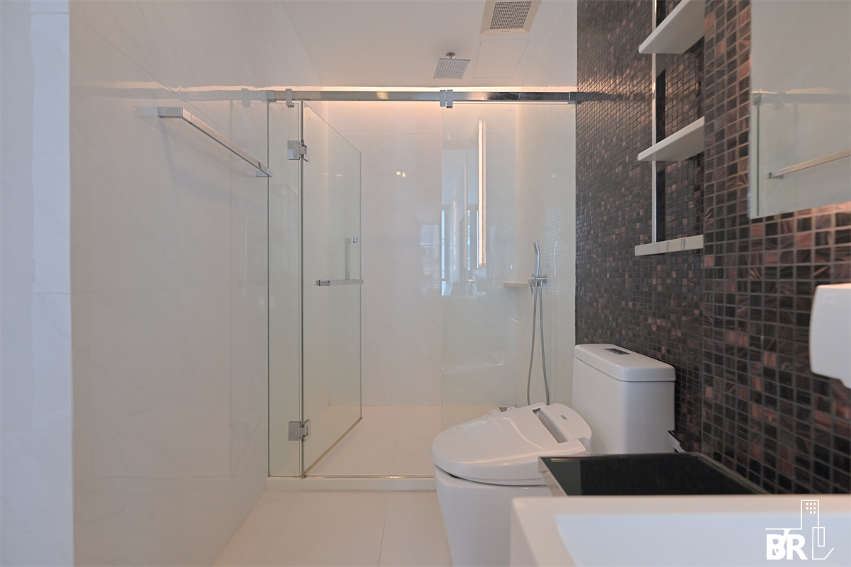 picture The Room Sukhumvit 69 near BTS Phra Khanong Room available, great price - 5/10