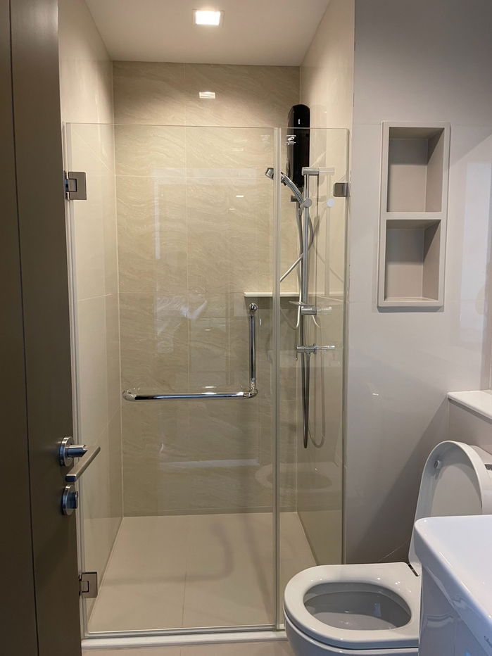 picture Code: KJ8884  for rent Life Ladprao Valley // Line ID: @kjcondo (with @) // - 10/13