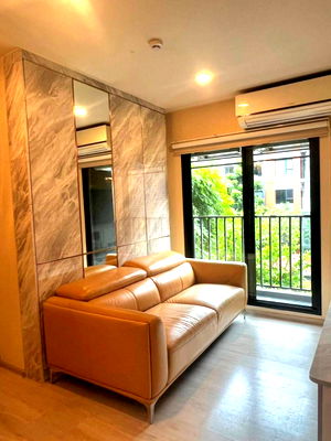 Condos for sale 700 Year Sports Arena Chiang Mai : Escent ville condo for Sale !2bed  ,near to Centralfestival Chiangmai 600m.