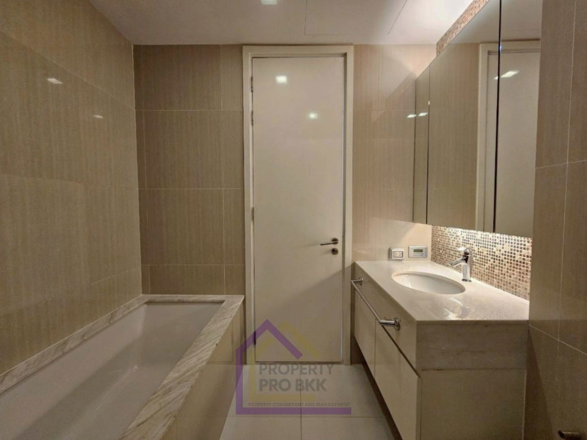 รูป 🌟🌟 ให้เช่า – เซอร์เคิล ลิฟวิ่ง โปรโตไทป์ (Circle 2) 🌟🌟 📍 ถนนเพชรบุรีตัดใหม่ | ห้อง 2 ห้องนอน ชั้นสูง เพดานสูง ใกล้ MRT เพชรบุรี - รูปที่ 9/23
