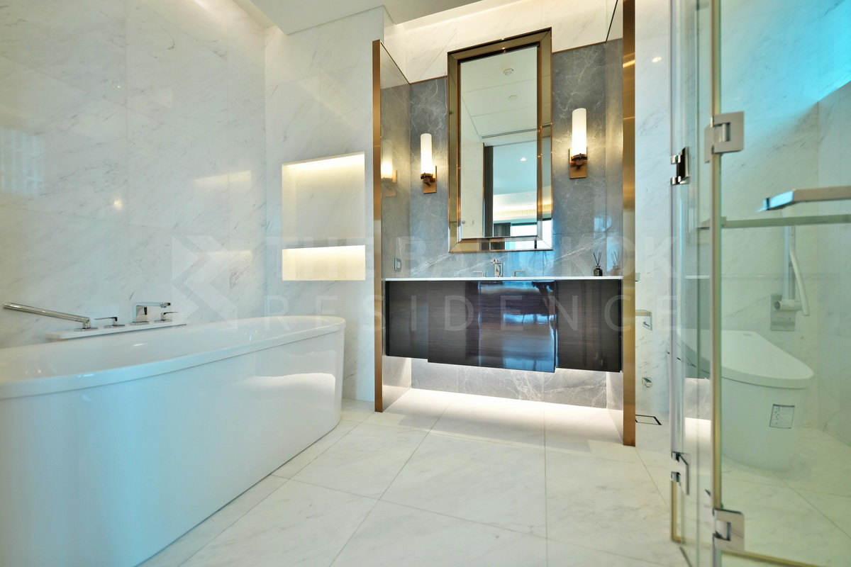 picture Sindhorn Tonson Luxury Unit, Ready for You Without the Wait - 8/10