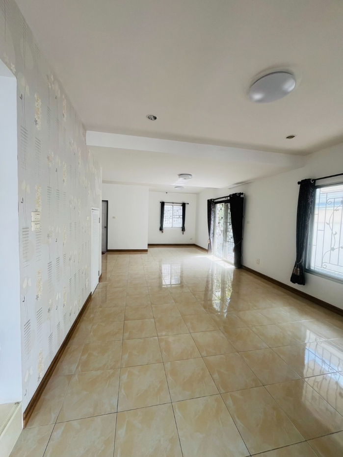 รูป 🏡 ขายบ้านแฝดทำเลดี ใกล้สุขุมวิท-มอเตอร์เวย์  ราคาเพียง 3.25 ลบ. เท่านั้น !!! - รูปที่ 6/19
